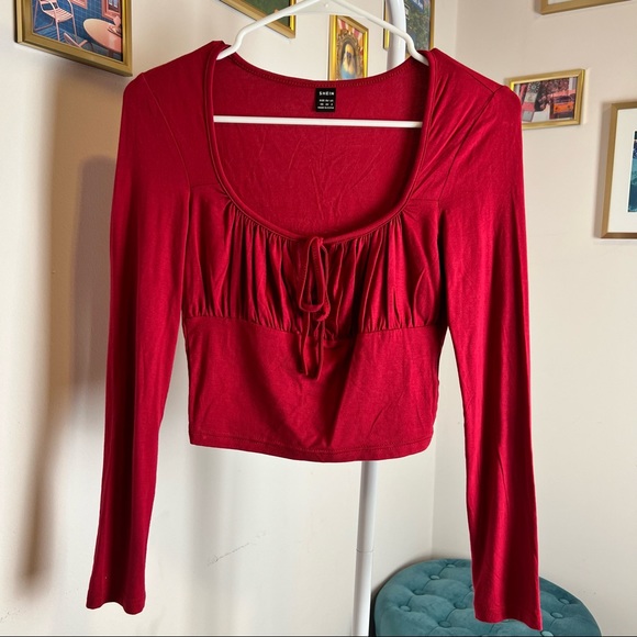 ‼️SOLD‼️SHEIN Ruched Red Top - Picture 5 of 9